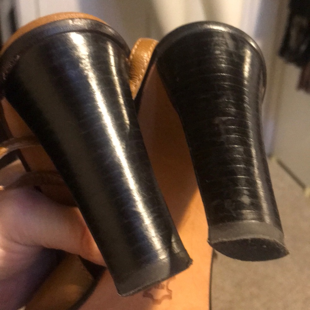 Shoes - Picture 6 of 6